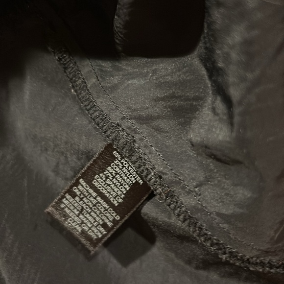 Women's WHBM Black Jacket Polyester And Spandex ruffled v neck GUC size 4 - Picture 4 of 5